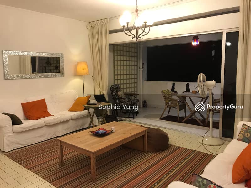 For Rent - Lakeview Estate