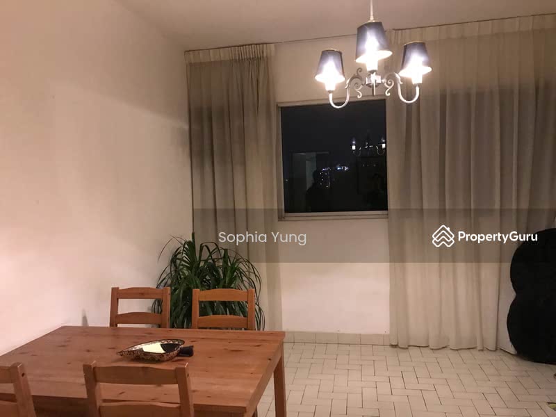 For Rent - Lakeview Estate