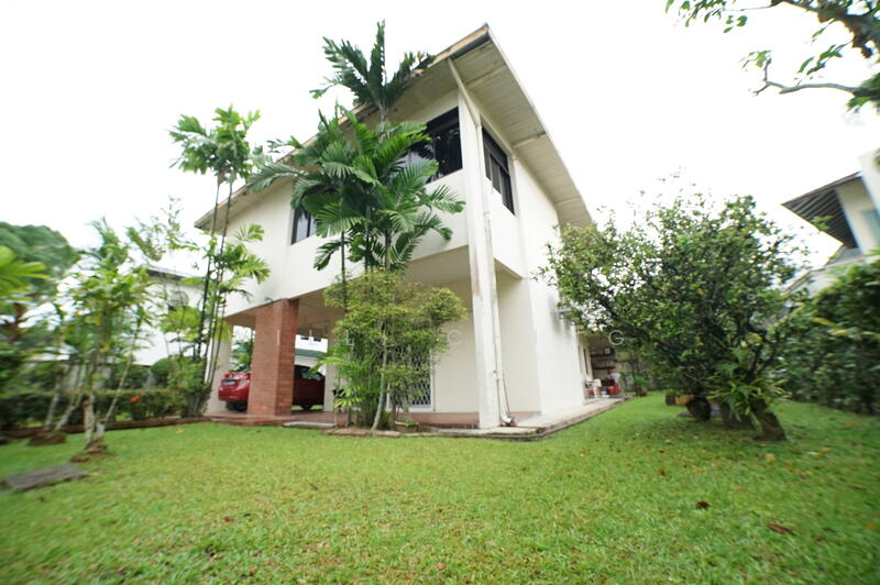 **Rare beautiful bungalow plot for redevelopment Sunset Way**, Sunset