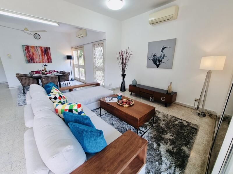 **Rare beautiful bungalow plot for redevelopment @ Sunset Way** Bungalow House For Sale at S$ 14,133,000 | PropertyGuru Singapore