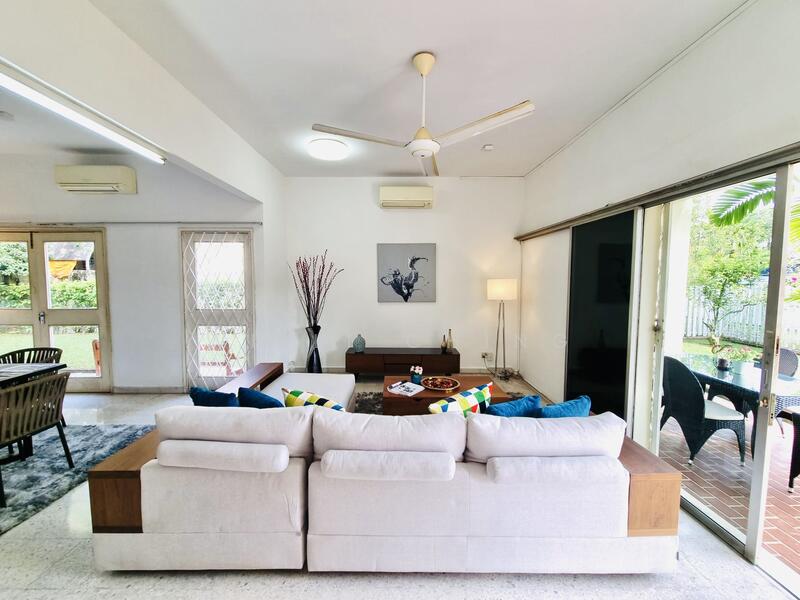 **Rare beautiful bungalow plot for redevelopment @ Sunset Way** Bungalow House For Sale at S$ 14,133,000 | PropertyGuru Singapore