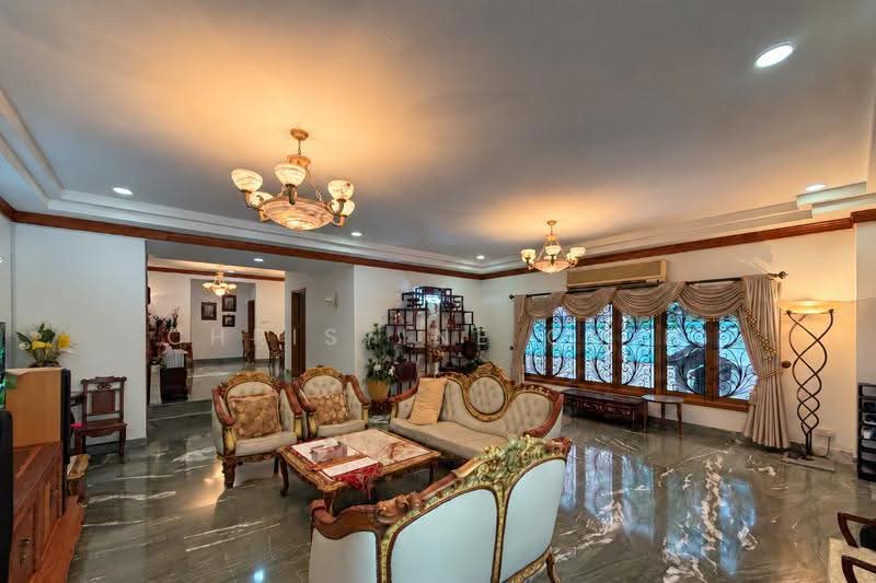 Semi-Detached At Goodman Road, Goodman Road, East Coast / Marine Parade, 6 Bedrooms, 3,000 sqft, Semi-Detached House For Sale, by Christine Chin, 21665512 - Living Room - PropertyGuru.com.sg