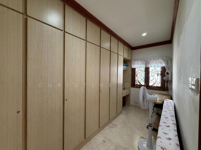 Semi-Detached At Goodman Road, Goodman Road, East Coast / Marine Parade, 6 Bedrooms, 3,000 sqft, Semi-Detached House For Sale, by Christine Chin, 21665512 - Interior - PropertyGuru.com.sg