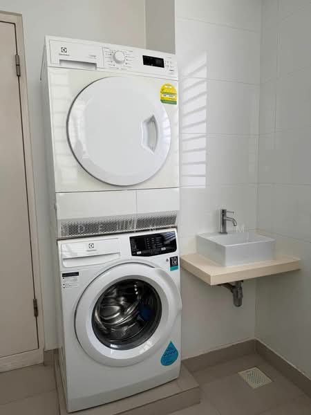Mi Casa, 315 Choa Chu Kang Avenue 3, 3 Bedrooms, 1,293 sqft, Condominium For Rent, by Adeline Lim, 21668612 - PropertyGuru.com.sg