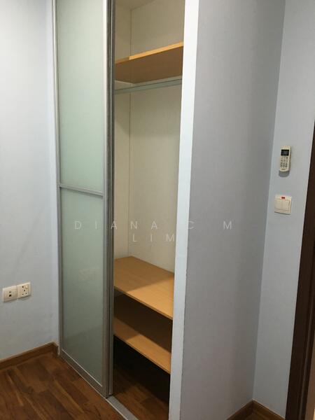 Bed 3 wardrobe 