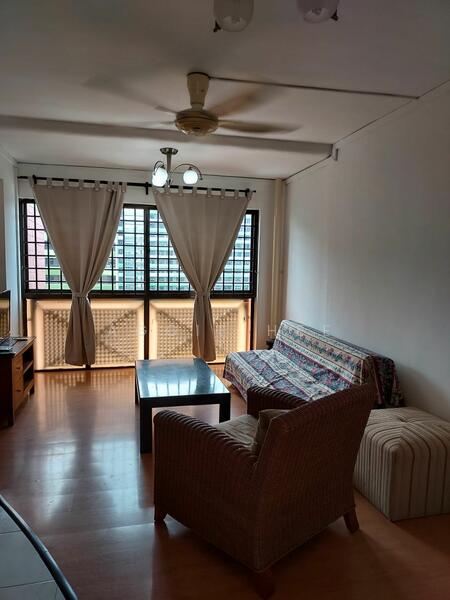 For Rent - 722 Tampines Street 72