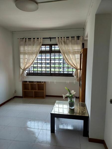 For Rent - 722 Tampines Street 72