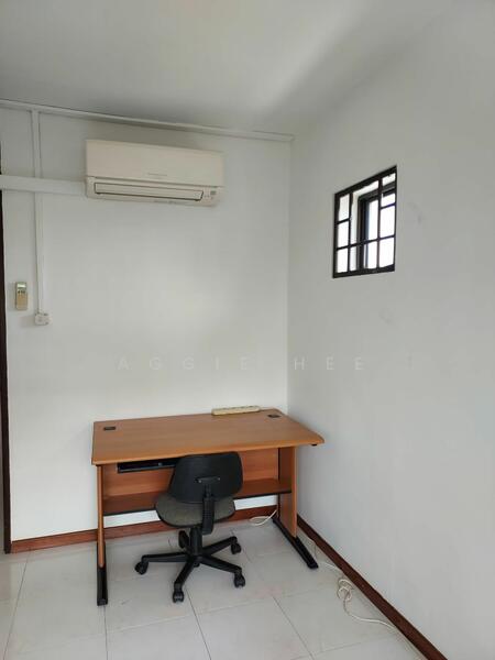 For Rent - 722 Tampines Street 72