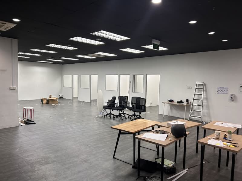 Henderson Building, 221 Henderson Road, 2,175 sqft, Light Industrial (B1) For Rent, by Carl Elias, 21671159 - CommercialGuru.com.sg