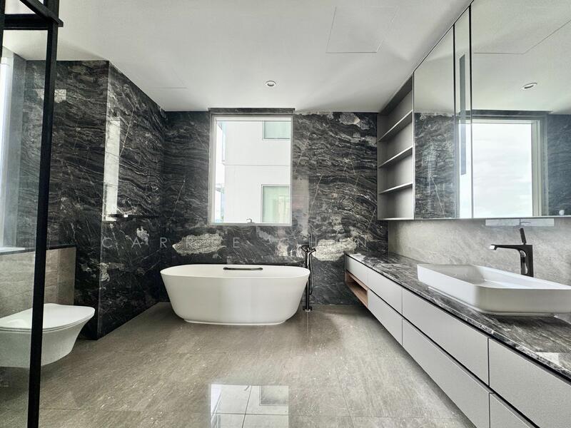 For Sale - Boulevard 88