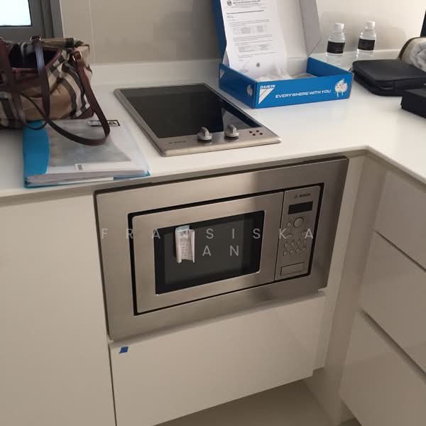 Bedok Residences, 24 Bedok North Drive, 1 Bedroom, 980 sqft, Condominium For Rent, by Fransiska Tan, 21675451 - PropertyGuru.com.sg