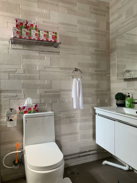 468 Segar Road, 468 Segar Road, Dairy Farm / Bukit Panjang / Choa Chu Kang, Room Rental, 260 sqft, HDB Flat For Rent, by Stella Kuek, 21679852 - Master Bathroom - PropertyGuru.com.sg