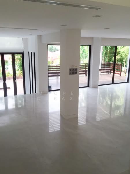 Cluny Park, Cluny Park, 6 Bedrooms, 12,000 sqft, Good Class Bungalow For Rent, by Michele Cabasug, 21682869 - PropertyGuru.com.sg