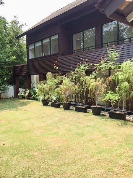 Cluny Park, Cluny Park, 6 Bedrooms, 12,000 sqft, Good Class Bungalow For Rent, by Michele Cabasug, 21682869 - PropertyGuru.com.sg