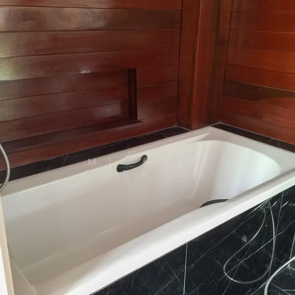 Cluny Park, Cluny Park, 6 Bedrooms, 12,000 sqft, Good Class Bungalow For Rent, by Michele Cabasug, 21682869 - PropertyGuru.com.sg