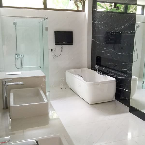 Cluny Park, Cluny Park, 6 Bedrooms, 12,000 sqft, Good Class Bungalow For Rent, by Michele Cabasug, 21682869 - PropertyGuru.com.sg
