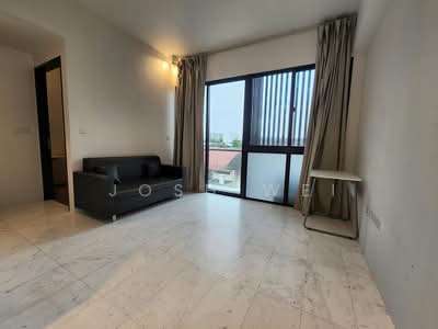 For Rent - Pavilion Square