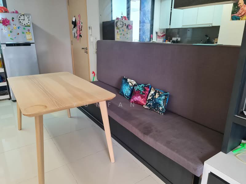 For Rent - Esparina Residences