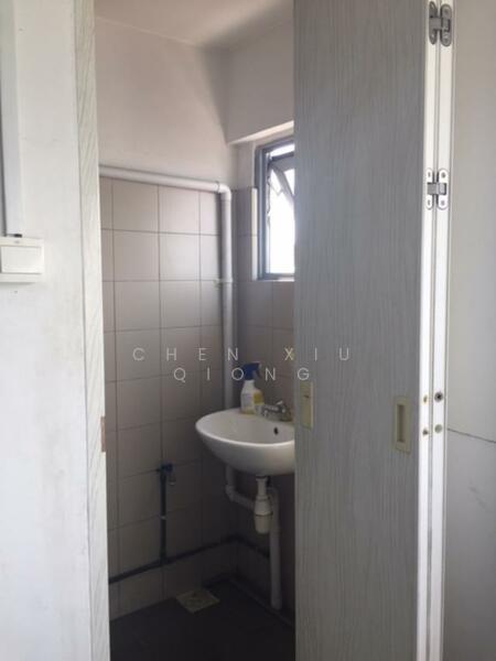 Pioneer Centre, 1 Soon Lee Street, Boon Lay / Jurong / Tuas, 1,496 sqft, Factory / Workshop (B2) For Rent, by Chen Xiu Qiong, 21691605 - CommercialGuru.com.sg