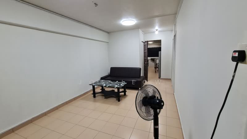661 Hougang Avenue 4, 661 Hougang Avenue 4, 2 Bedrooms, 796 sqft, HDB Flat For Rent, by Joe Leow, 21691618 - PropertyGuru.com.sg