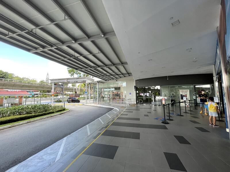 ENTIRE FLOOR: FULLY AIRCON BP OFFICE. Self contained with Foodcourt, Gym, Auditorium, Training Ctr, Size:approx. 5000~39k sf Contact: 65-96881177, 8,000 sqft, Business / Science Park For Rent, by KOH HOONG TSE (ADRIAN), 21697102 - CommercialGuru.com.sg