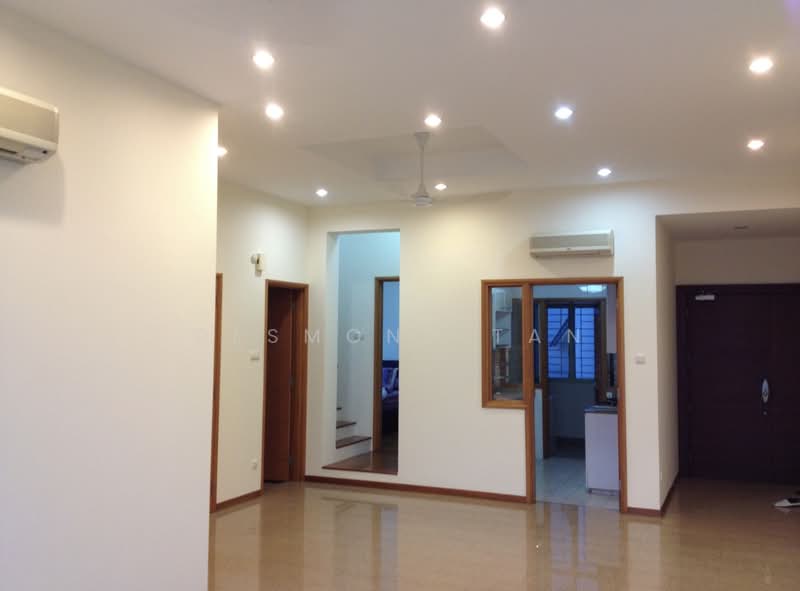 Queens, 10 Stirling Road, 4 Bedrooms, 2,390 sqft, Condominium For Rent, by Desmond Tan, 21697254 - PropertyGuru.com.sg