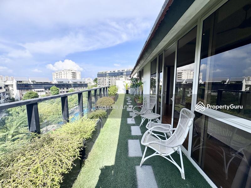 Roof terrace space