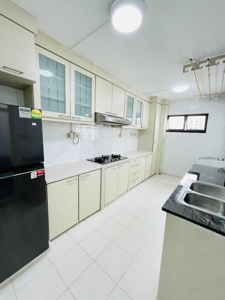 For Rent - 122 Sengkang East Way