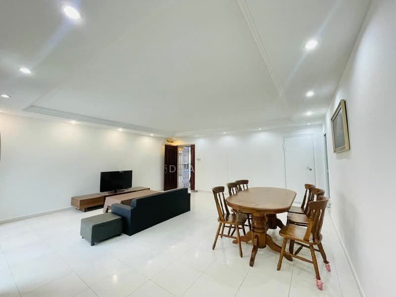 For Rent - 122 Sengkang East Way