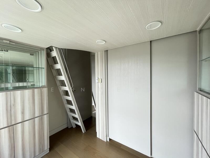 Highline Residences, 7 Kim Tian Road, 2 Bedrooms, 700 sqft, Condominium For Rent, by Veann Lee 李慧瑜, 21705023 - Built in Loft furniture - study table and storage for 2nd bedroom - PropertyGuru.com.sg