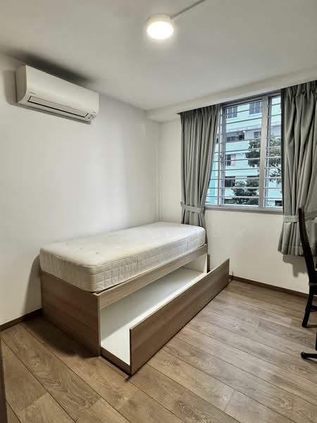 For Rent - 405 Tampines Street 41