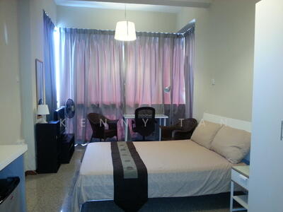 For Rent - Lakepoint Condo