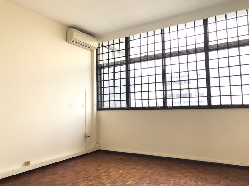 Sherwood Towers, 3 Jalan Anak Bukit, 3 Bedrooms, 1,539 sqft, Apartment For Rent, by Karine Tan, 21709344 - PropertyGuru.com.sg