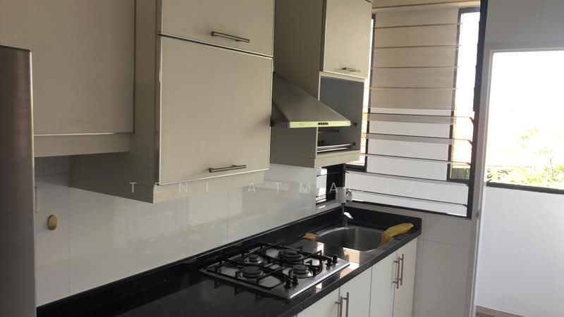Sutton Place, 26 Farrer Road, 2 Bedrooms, 1,356 sqft, Condominium For Rent, by Teni Atmadja 陈铨莉., 21712158 - PropertyGuru.com.sg