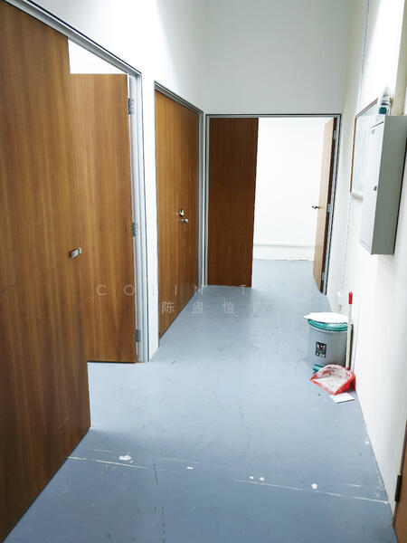 Woodlands Bizhub, 190 Woodlands Industrial Park E5, 330 sqft, Factory / Workshop (B2) For Rent, by Colin Tan, 21713012 - Woodlands Bizhub - Outside of rooms (Double Panel Doors) - CommercialGuru.com.sg