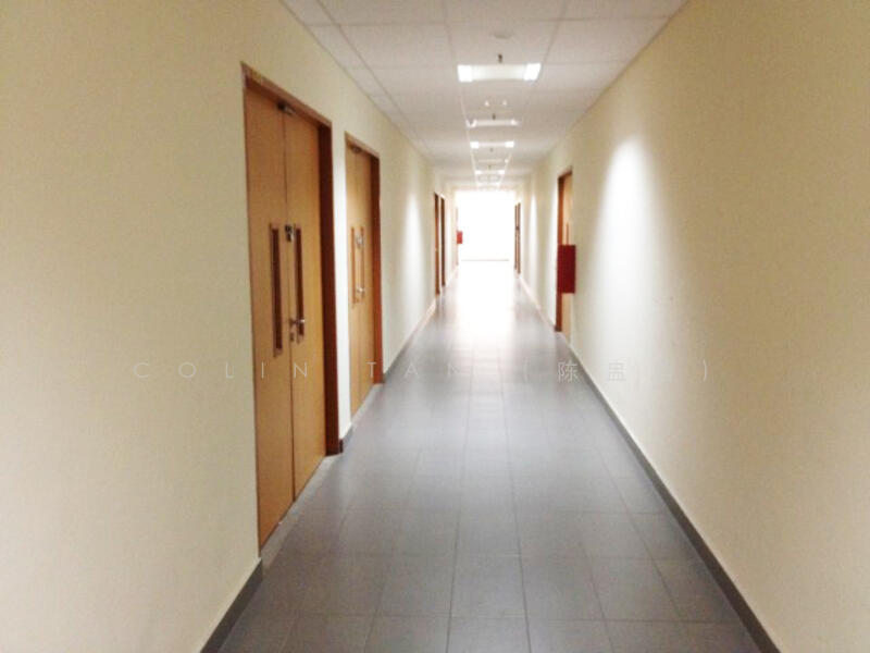 Woodlands Bizhub, 190 Woodlands Industrial Park E5, 330 sqft, Factory / Workshop (B2) For Rent, by Colin Tan, 21713012 - Woodlands Bizhub - Common Corridor outside Units - CommercialGuru.com.sg