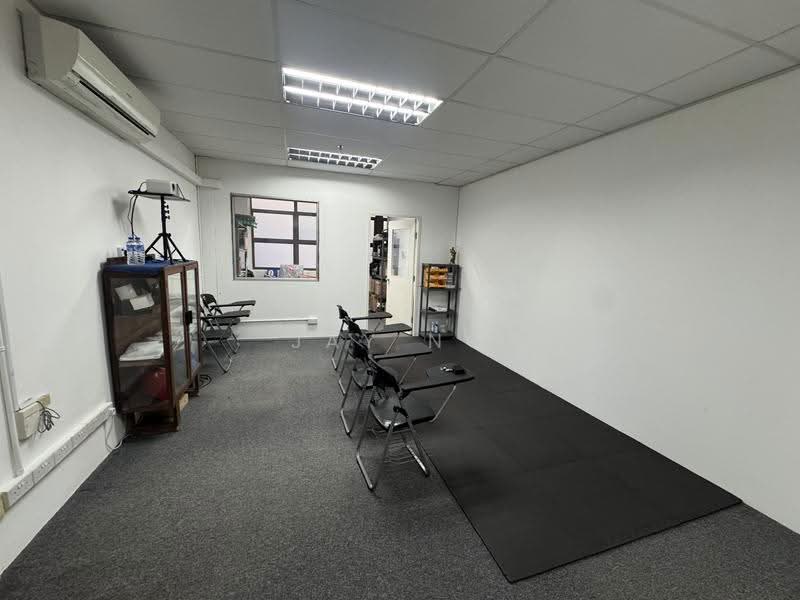 Alpha Building, 45 Kallang Pudding Road, Macpherson / Potong Pasir, 520 sqft, Light Industrial (B1) For Rent, by Jay Ng, 21719143 - Study - CommercialGuru.com.sg