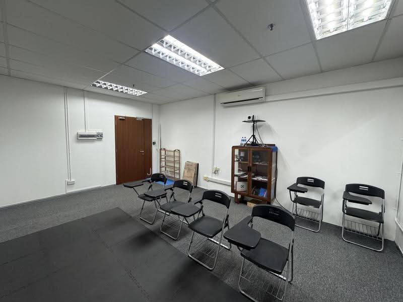 Alpha Building, 45 Kallang Pudding Road, Macpherson / Potong Pasir, 520 sqft, Light Industrial (B1) For Rent, by Jay Ng, 21719143 - Interior - CommercialGuru.com.sg
