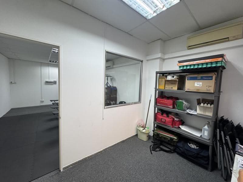 Alpha Building, 45 Kallang Pudding Road, Macpherson / Potong Pasir, 520 sqft, Light Industrial (B1) For Rent, by Jay Ng, 21719143 - Interior - CommercialGuru.com.sg
