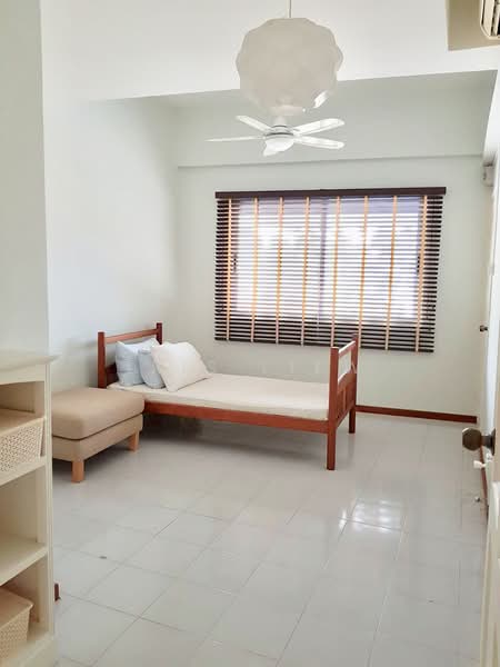 Binjai Park, Binjai Park, 2 Bedrooms, 1,033 sqft, Walk-up Apartment For Rent, by Iris Liew, 21719809 - bedroom 1 - PropertyGuru.com.sg