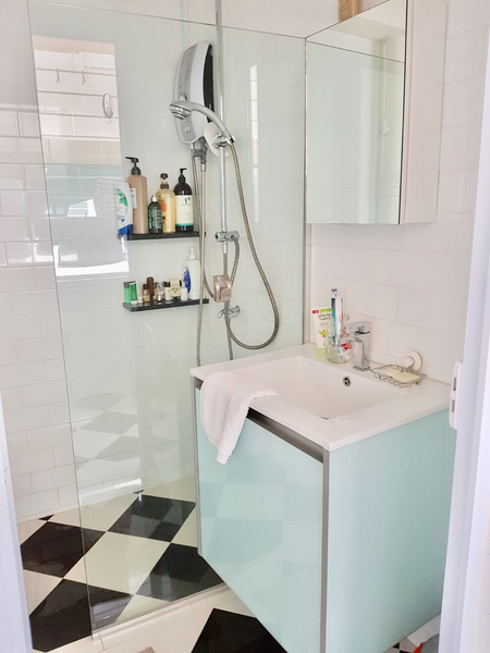 Binjai Park, Binjai Park, 2 Bedrooms, 1,033 sqft, Walk-up Apartment For Rent, by Iris Liew, 21719809 - bathroom - PropertyGuru.com.sg