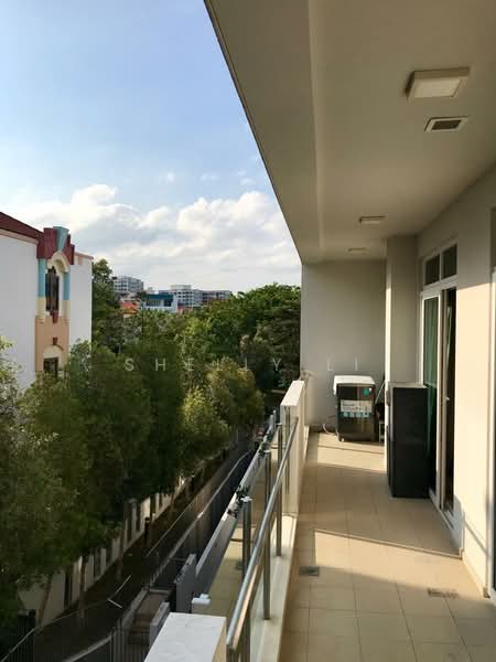 East Village, 430 Upper Changi Road, 3 Bedrooms, 1,668 sqft, Condominium For Rent, by Shelly Li, 21721379 - PropertyGuru.com.sg