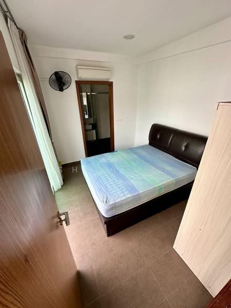 East Village, 430 Upper Changi Road, 3 Bedrooms, 1,668 sqft, Condominium For Rent, by Shelly Li, 21721379 - PropertyGuru.com.sg