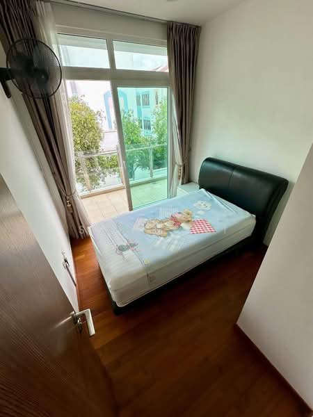 East Village, 430 Upper Changi Road, 3 Bedrooms, 1,668 sqft, Condominium For Rent, by Shelly Li, 21721379 - PropertyGuru.com.sg