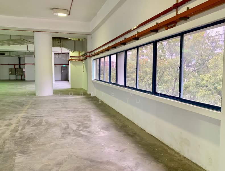 HIGH CEILNG SUITS MOST OPERATIONS, Storage, Showroom, Lab. Etc. 7 mins’ walk MRT, down to earth rent, Bt Batok Toh Guan Clementi. CONTACT: +6596881177 adrian.koh@corporatevisions.com.sg, 14,000 sqft, Light Industrial (B1) For Rent, by ADRIAN KOH HT, 21721564 - CommercialGuru.com.sg