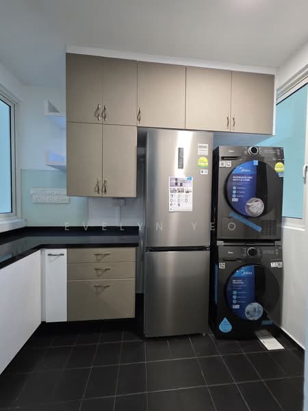 Country Park Condo, 37 Bedok Road, 3 Bedrooms, 1,335 sqft, Condominium For Rent, by Evelyn Yeo, 21721805 - PropertyGuru.com.sg