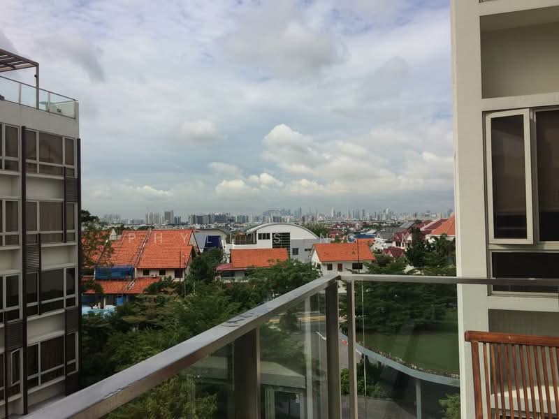 Flamingo Valley, 460 Siglap Road, 2 Bedrooms, 818 sqft, Condominium For Rent, by Phyllis Ngam, 21724985 - PropertyGuru.com.sg