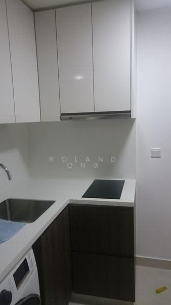 La Fiesta, Sengkang Square, Hougang / Punggol / Sengkang, 1 Bedroom, 452 sqft, Condominium For Rent, by Roland Ong, 21727916 - PropertyGuru.com.sg