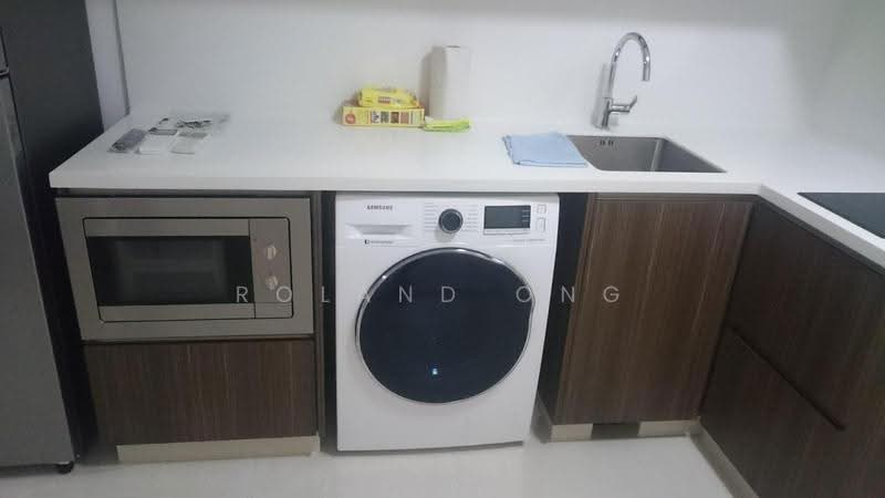 La Fiesta, Sengkang Square, Hougang / Punggol / Sengkang, 1 Bedroom, 452 sqft, Condominium For Rent, by Roland Ong, 21727916 - PropertyGuru.com.sg