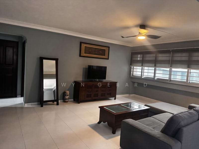 747 Pasir Ris Street 71, 747 Pasir Ris Street 71, Pasir Ris / Tampines, 3 Bedrooms, 1,356 sqft, HDB Flat For Rent, by Elwyn Gerard, 21731153 - Living Room - PropertyGuru.com.sg